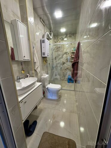 Продаётся 2-комн. вторичка 70 м², м. Низами, photo 15 from 23