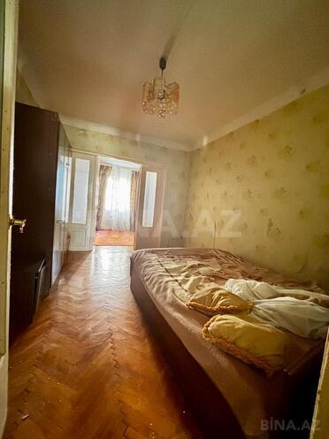 Продаётся 3-комн. вторичка 71.7 м², м. Низами, photo 21 from 30