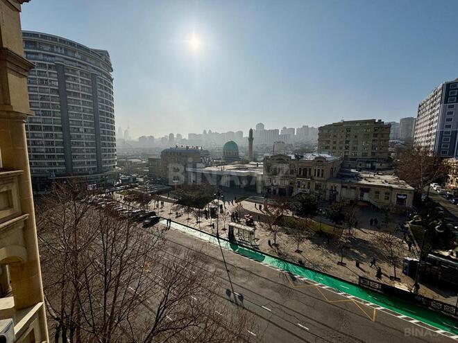 Продаётся 3-комн. вторичка 71.7 м², м. Низами, photo 27 from 30