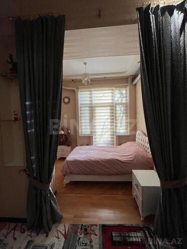 Satılır 4 otaqlı köhnə tikili 120 m², Sahil m., photo 11 from 22