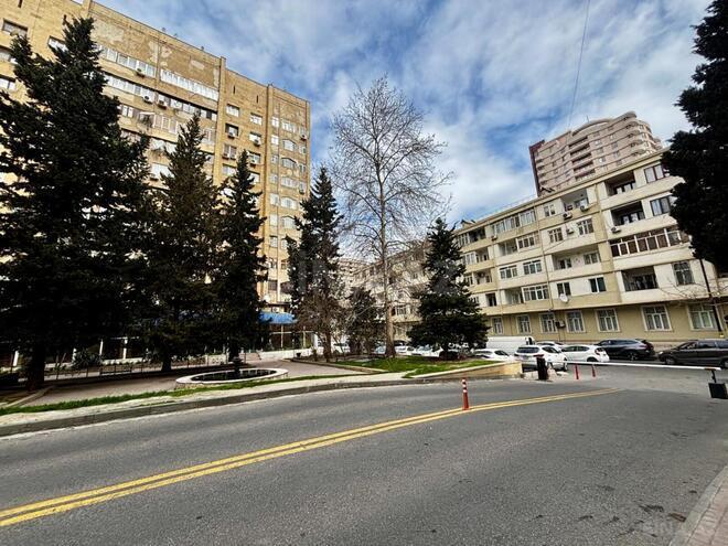 Продаётся 3-комн. вторичка 120.7 м², м. 28 мая, photo 3 from 30