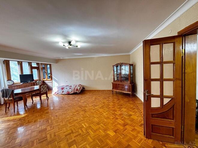 Продаётся 3-комн. вторичка 120.7 м², м. 28 мая, photo 11 from 30
