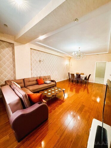 Satılır 4 otaqlı yeni tikili 187.7 m², 28 May m., photo 11 from 32