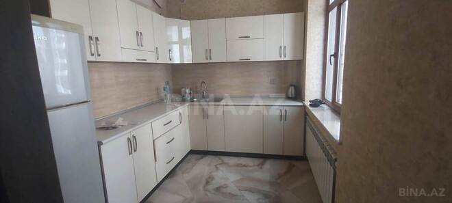 Продаётся 1-комн. вторичка 40 м², м. Элмляр Академиясы, photo 5 from 10