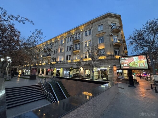 Сдаётся 3-комн. вторичка 130 м², м. Сахил, photo 22 from 23