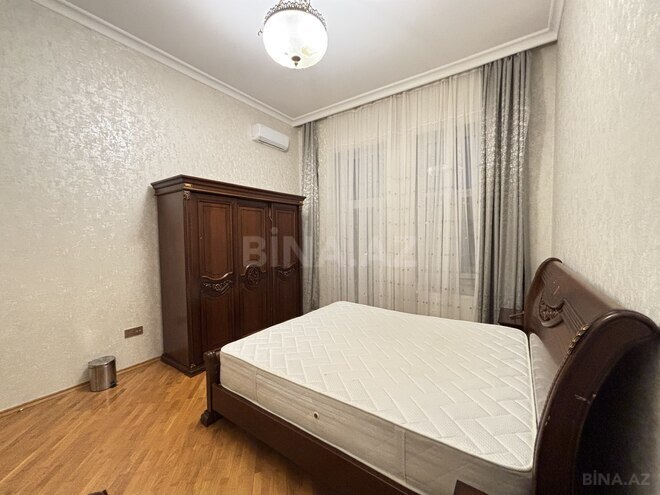 Сдаётся 3-комн. вторичка 130 м², м. Сахил, photo 7 from 23