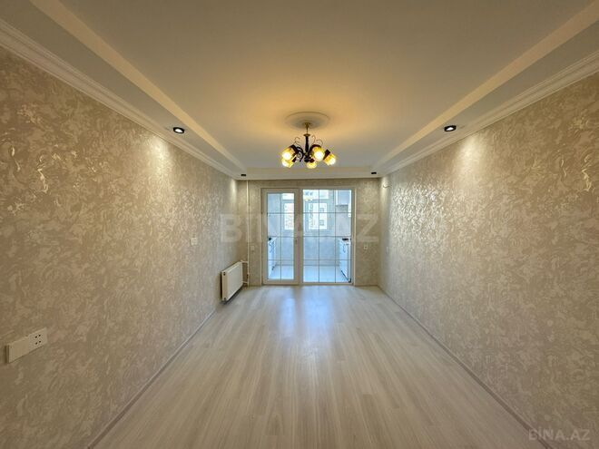 Продаётся 2-комн. вторичка 35 м², м. Нефтчиляр, photo 3 from 16