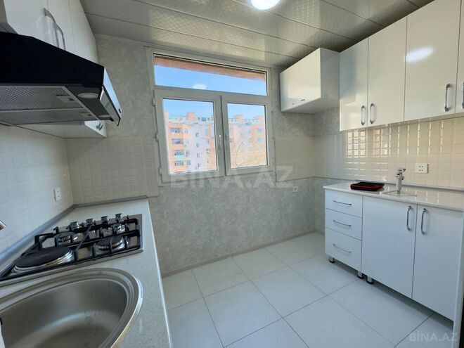 Продаётся 2-комн. вторичка 35 м², м. Нефтчиляр, photo 11 from 16