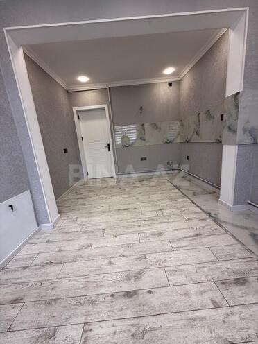 Satılır 2 otaqlı köhnə tikili 65 m², İnşaatçılar m., photo 8 from 14
