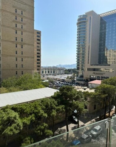 Satılır 3 otaqlı yeni tikili 125 m², Sahil m., photo 20 from 22