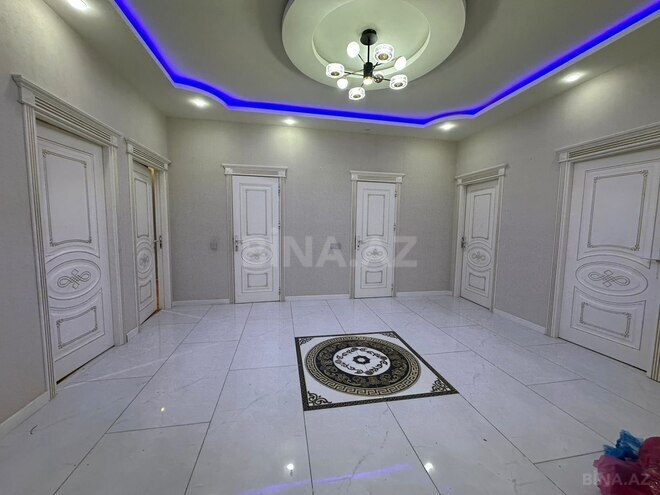 Продаётся 3-комн. новостройка 135 м², photo 1 from 16
