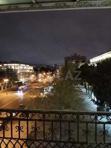 İcarəyə verilir 2 otaqlı köhnə tikili 72 m², Elmlər Akademiyası m., photo 17 from 18