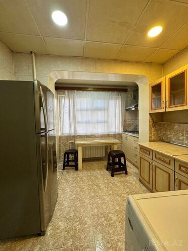 Продаётся 3-комн. вторичка 80 м², Хатаинский р., photo 13 from 14