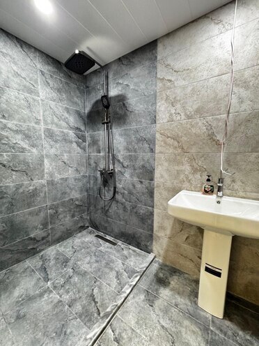 Сдаётся 3-комн. вторичка 90 м², м. Сахил, photo 8 from 11