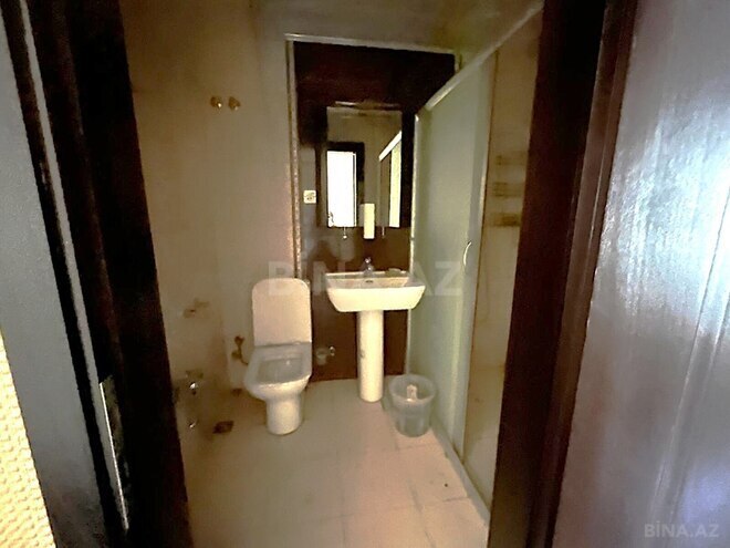 Satılır 2 otaqlı köhnə tikili 70 m², Şah İsmayıl Xətai m., photo 11 from 12