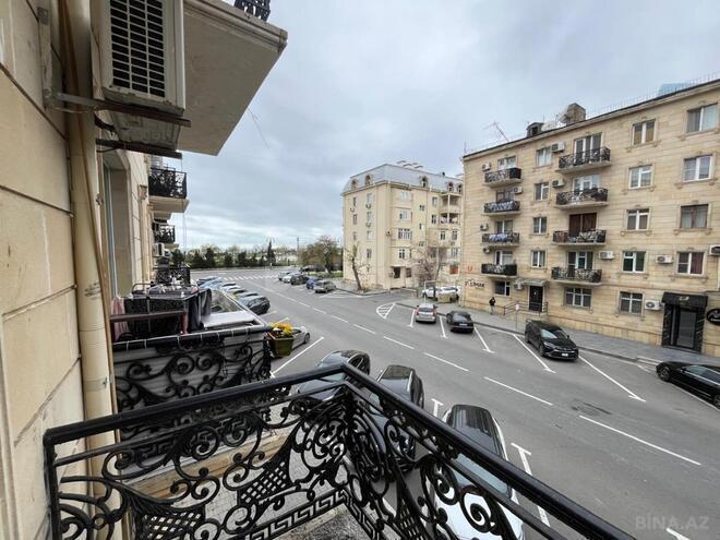 Satılır 2 otaqlı köhnə tikili 70 m², Şah İsmayıl Xətai m., photo 5 from 12