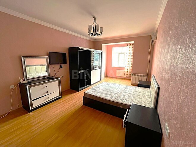 Satılır 2 otaqlı köhnə tikili 70 m², Şah İsmayıl Xətai m., photo 7 from 12