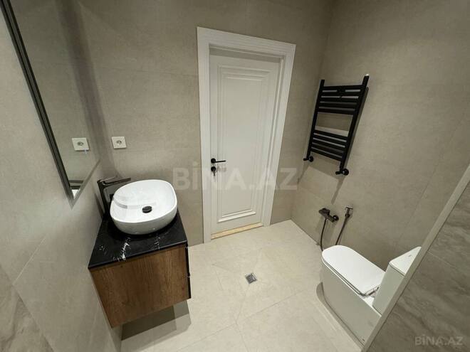 Продаётся 5-комн. вторичка 110 м², м. Ази Асланов, photo 20 from 22