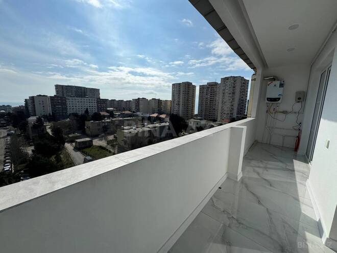 Продаётся 5-комн. вторичка 110 м², м. Ази Асланов, photo 6 from 22