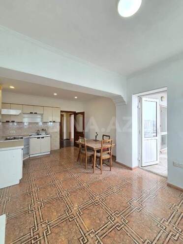Продается 3-комн. новостройка 135 м², м. Низами, photo 12 from 22