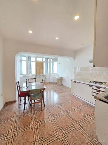 Продается 3-комн. новостройка 135 м², м. Низами, photo 13 from 22