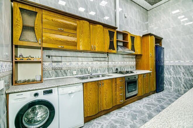 Сдаётся 5-комн. вторичка 220 м², м. Сахил, photo 25 from 32