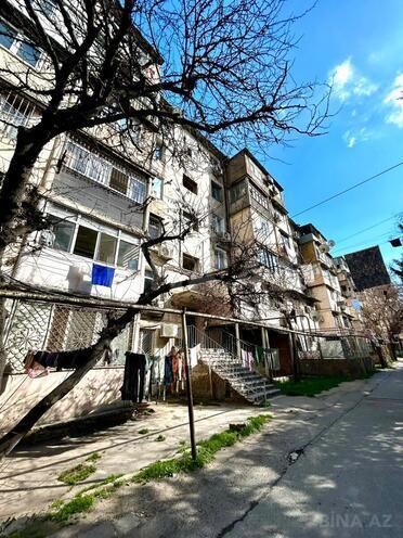 Satılır 2 otaqlı köhnə tikili 55 m², İnşaatçılar m., photo 1 from 11