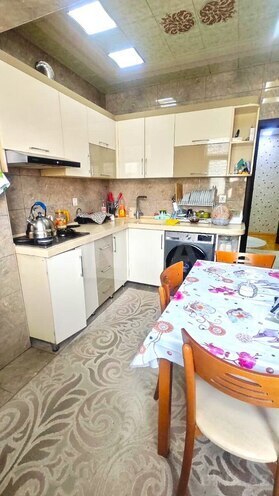 Продаётся 5-комн. вторичка 125 м², Бинагадинский р., photo 13 from 26