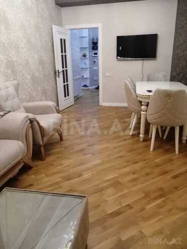 Сдаётся 2-комн. новостройка 70 м², м. Насими, photo 1 from 18