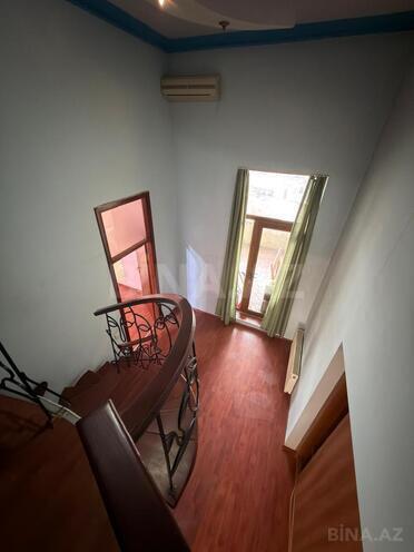 Satılır 4 otaqlı köhnə tikili 118 m², Sahil m., photo 21 from 32