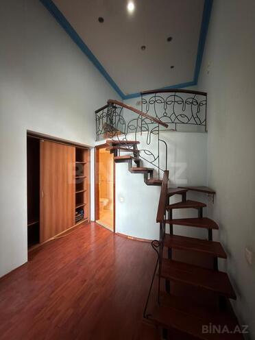 Satılır 4 otaqlı köhnə tikili 118 m², Sahil m., photo 16 from 32
