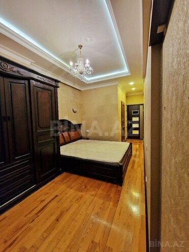 Сдаётся 3-комн. новостройка 110 м², м. Ази Асланов, photo 9 from 31