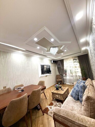 Продаётся 3-комн. вторичка 90 м², м. Азадлыг проспекти, photo 1 from 19
