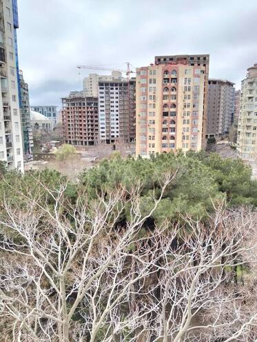 Satılır 1 otaqlı köhnə tikili 38 m², 28 May m., photo 1 from 8