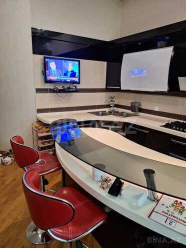 Satılır 7 otaqlı həyət evi/bağ evi 400 m², Novxanı q., photo 29 from 32