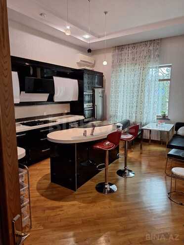 Satılır 7 otaqlı həyət evi/bağ evi 400 m², Novxanı q., photo 30 from 32