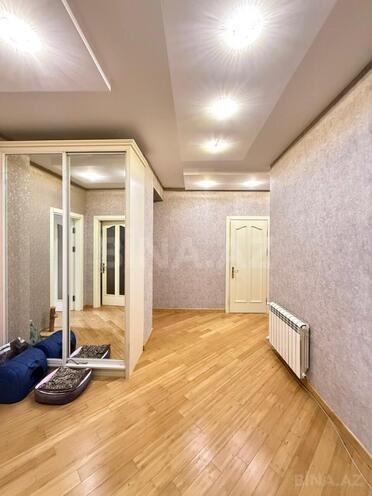 Продаётся 2-комн. новостройка 126.5 м², м. Иншаатчылар, photo 15 from 25