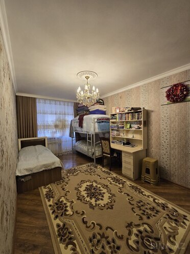Satılır 4 otaqlı köhnə tikili 105 m², Həzi Aslanov m., photo 17 from 29