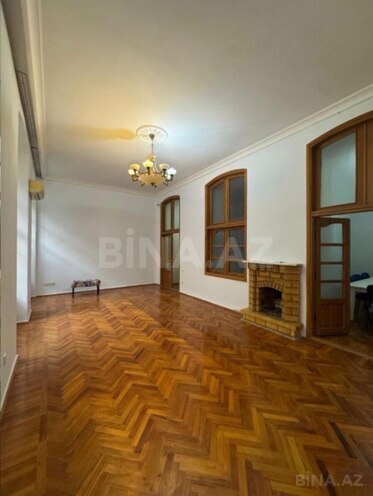 Сдаётся 4-комн. офис 110 м², м. Сахил, photo 1 from 13