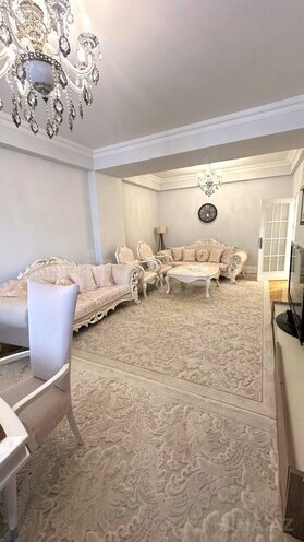 Продаётся 3-комн. новостройка 170 м², м. Элмляр Академиясы, photo 4 from 15