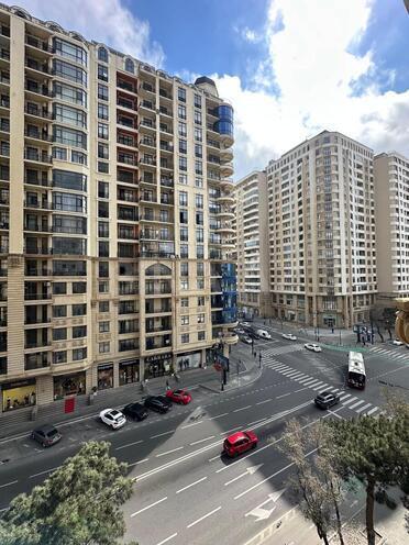 Продаётся 3-комн. новостройка 108 м², м. Элмляр Академиясы, photo 21 from 23