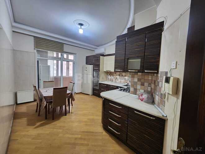 Сдаётся 3-комн. новостройка 160 м², Насиминский  р., photo 8 from 19