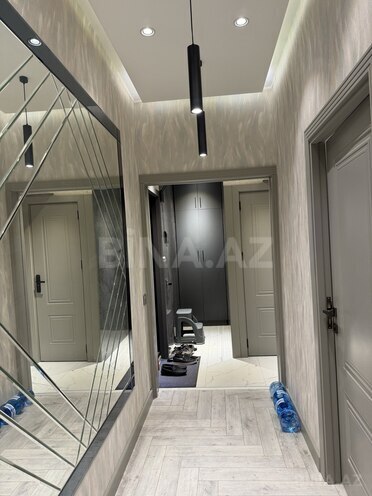 Satılır 2 otaqlı köhnə tikili 65 m², Xalqlar Dostluğu m., photo 1 from 11