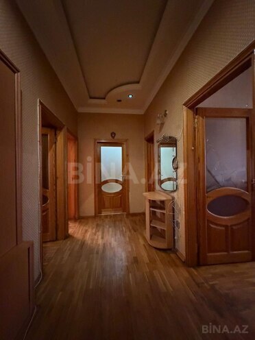 Продаётся 3-комн. вторичка 100 м², пос. Бакиханова, photo 1 from 27