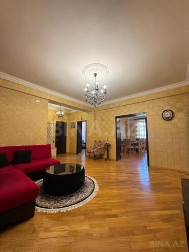 Продаётся 3-комн. новостройка 135 м², м. Кара Караев, photo 7 from 19