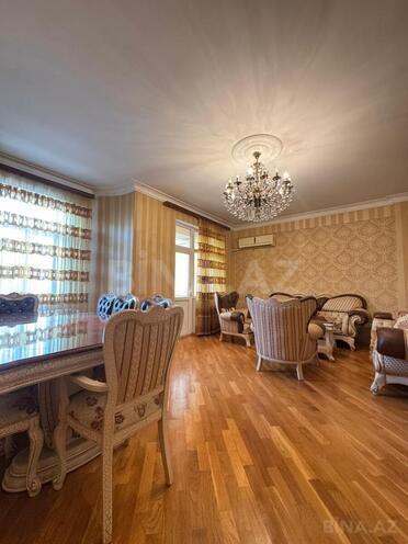 Продаётся 3-комн. новостройка 135 м², м. Кара Караев, photo 3 from 19