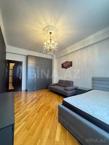 Продаётся 3-комн. новостройка 135 м², м. Кара Караев, photo 16 from 19