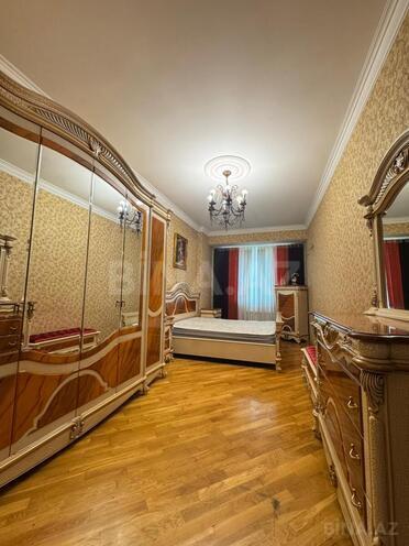 Продаётся 3-комн. новостройка 135 м², м. Кара Караев, photo 11 from 19