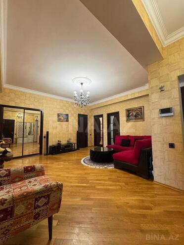 Продаётся 3-комн. новостройка 135 м², м. Кара Караев, photo 6 from 19