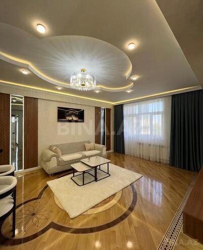 Satılır 3 otaqlı köhnə tikili 128.7 m², Nəsimi m., photo 1 from 15